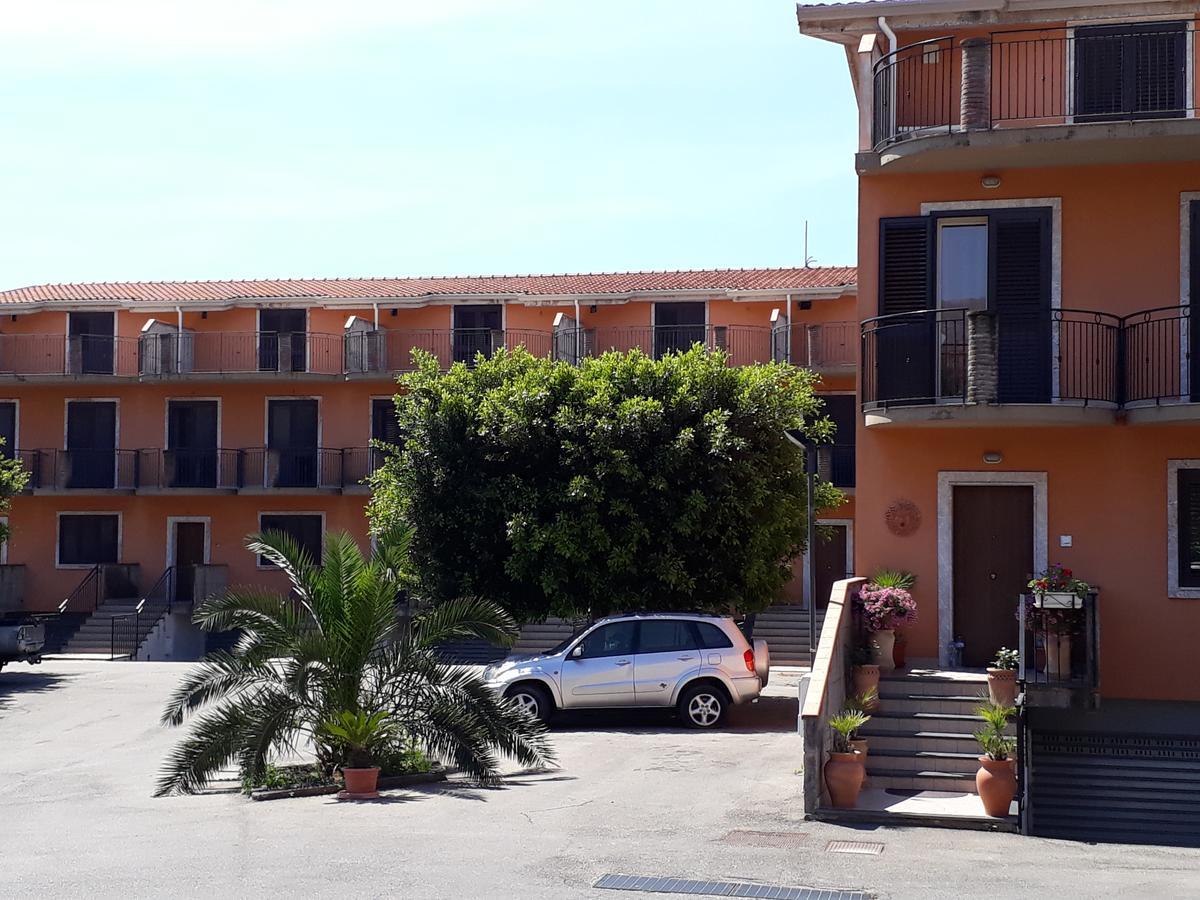 B&B Fragranza Di Sicilia Giardini-Naxos Exterior foto